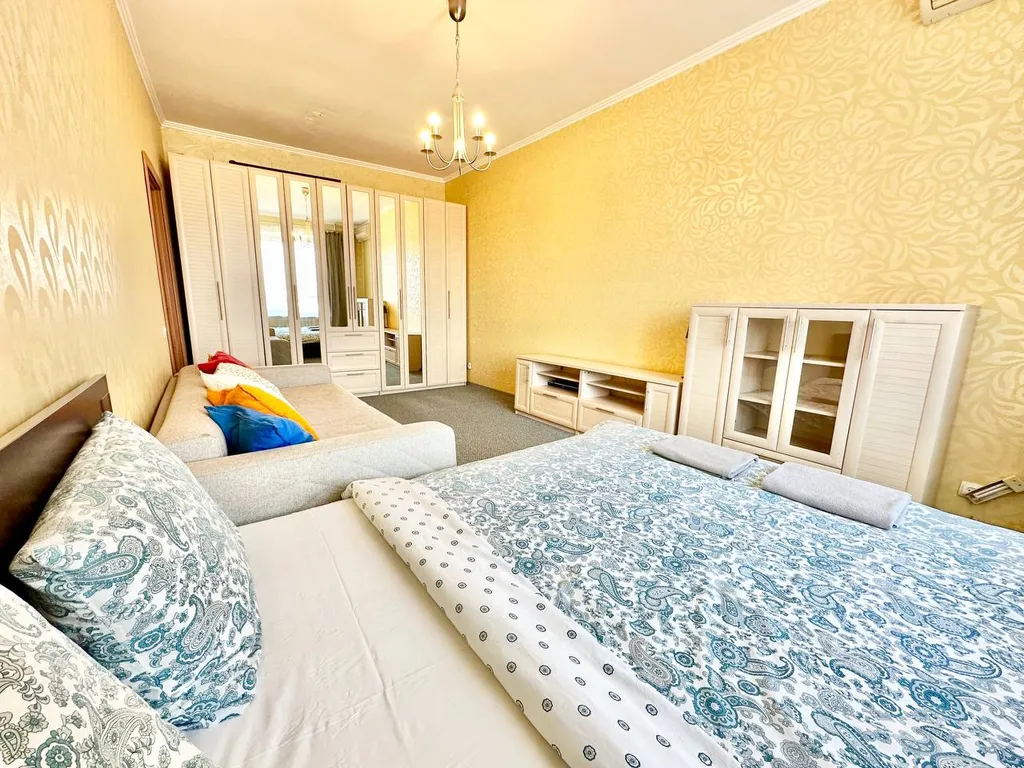 Квартира Двухкомнатная квартира с прекрасным видом на центр — Москва