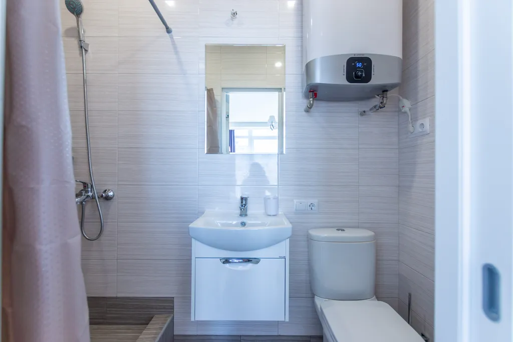 Квартира Квартира Комфортная, светлая, уютная студия. Шаговой 150-300метров к набережной — Алушта