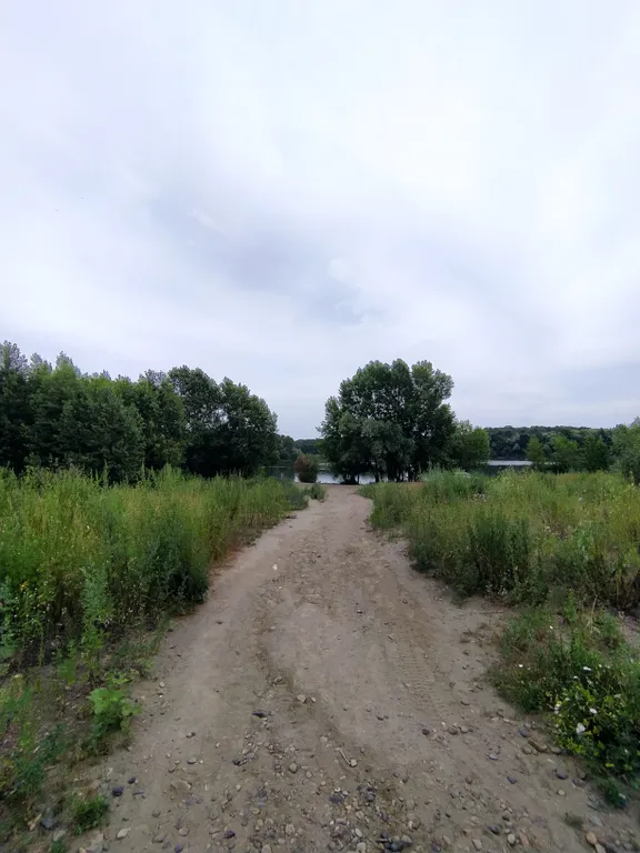 Уютная квартира на берегу реки