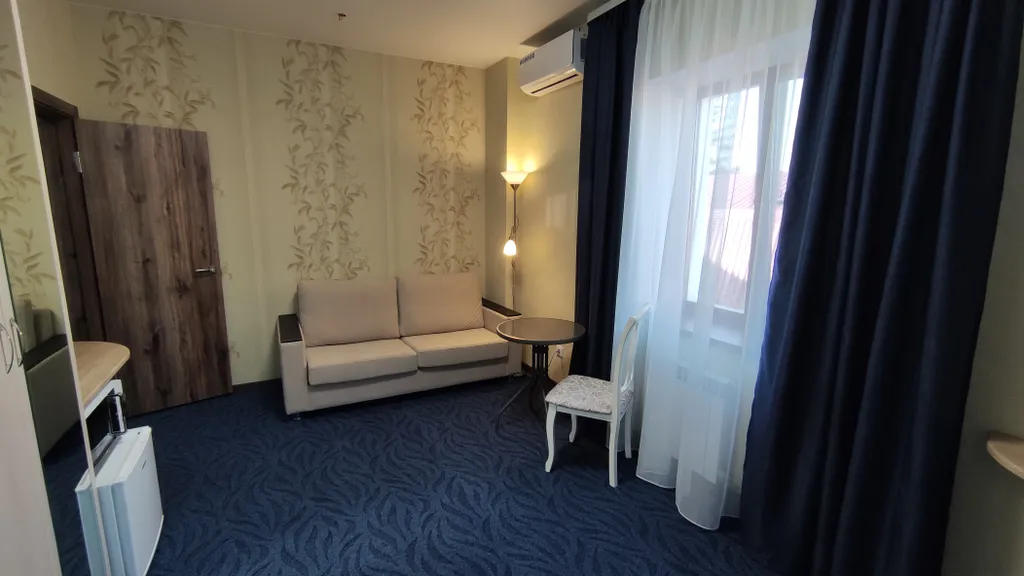 Номер Полулюкс 2+2