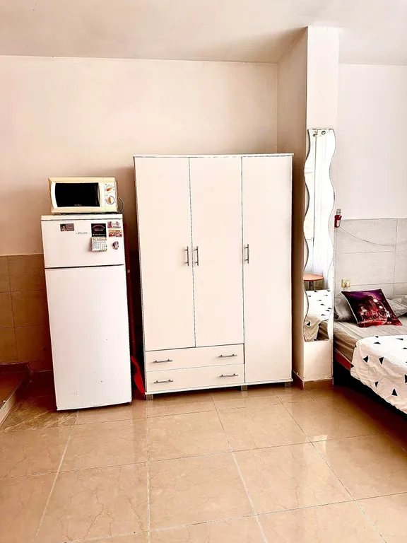 Новая эксклюзивная студия у моря в доме с лифтом