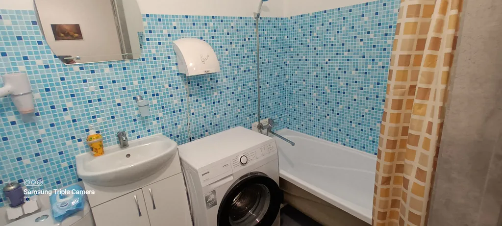 Уютная студия с видом на реку Иртыш