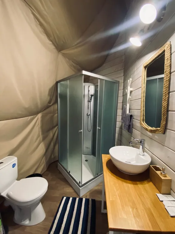 Сфера с балконом