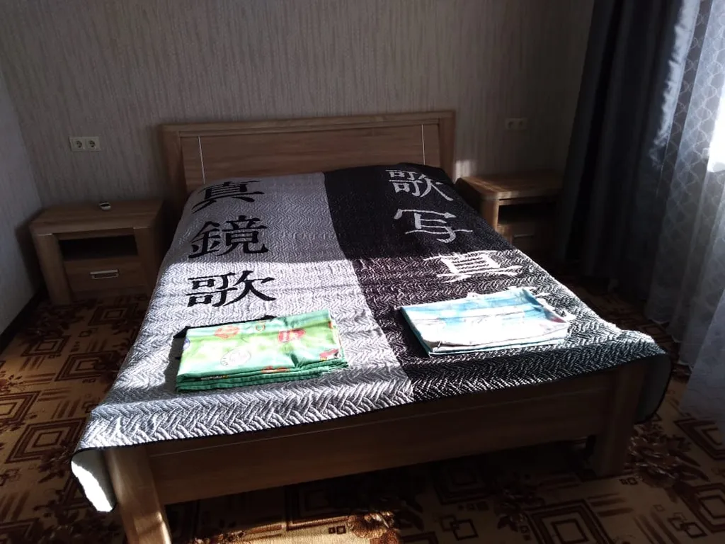 Отдельный 2-х этажный благоустроенный дом в тихом районе у моря