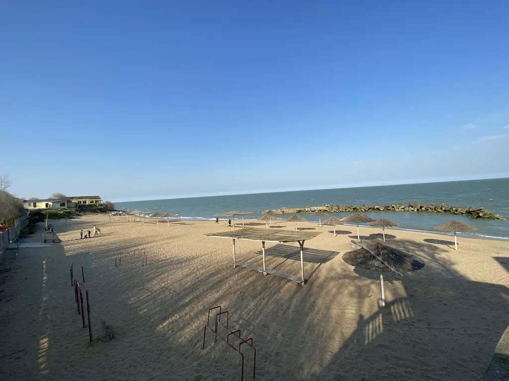 Домик у моря