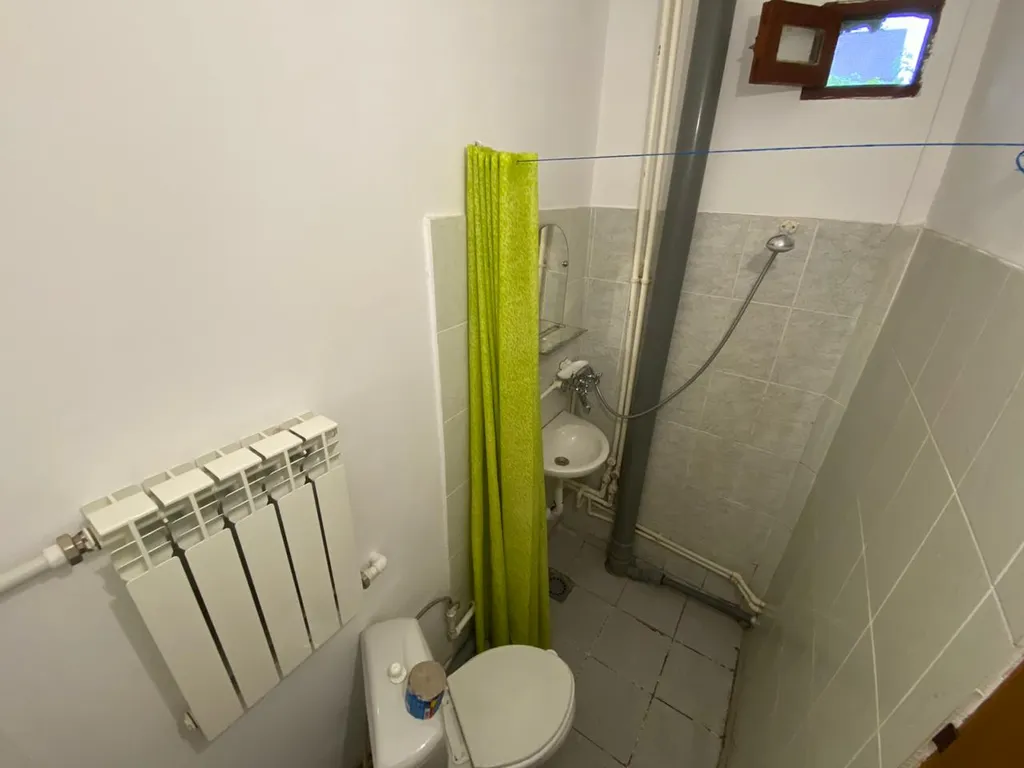 Уютный номер с удобствами и зеленый дворик в частном секторе