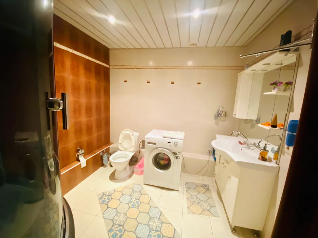 4-комнатный Дом