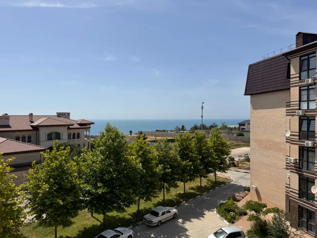 Новая квартира с видом на море