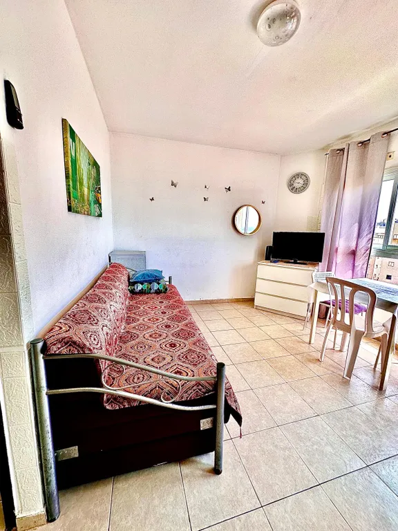 Новая красивая 2-комнатная квартира на море лучший пляж 50 м от дома