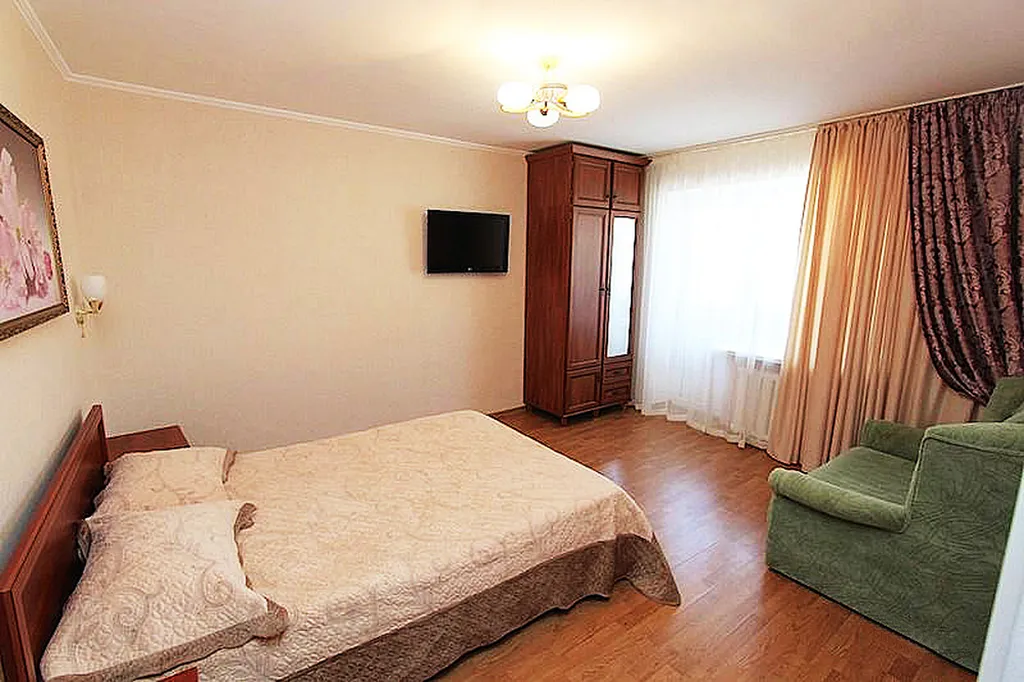 1-комнатная Квартира — аренда посуточно в Феодосия