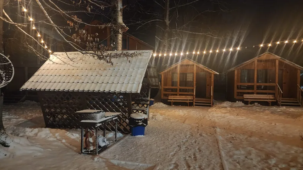 Коттедж Уютный коттедж с видом на горыSnow White Arkhyz — Архыз