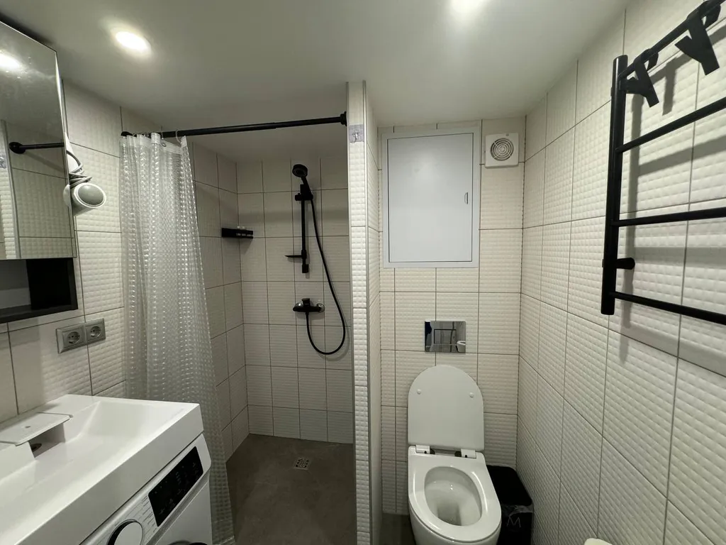 Стильная студия двухуровневая в центре города