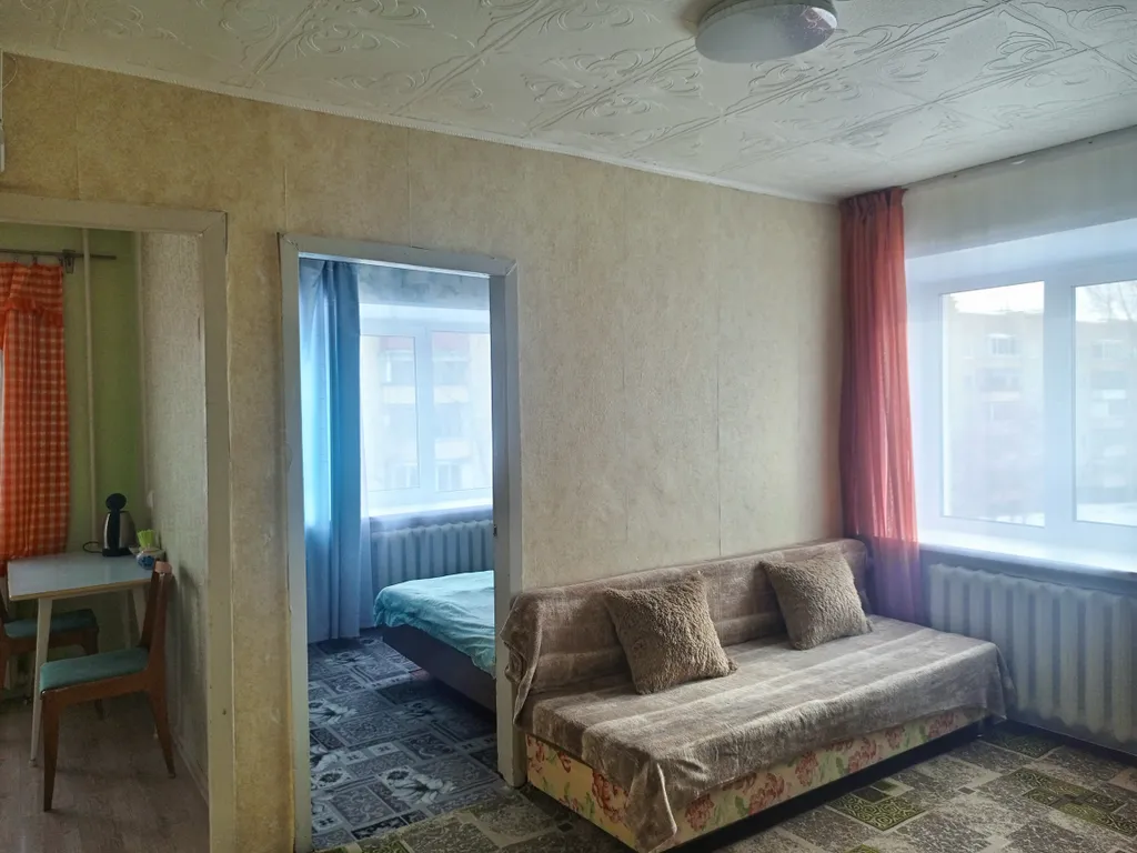 Уютная квартира в центре города — аренда посуточно в Чебаркуль