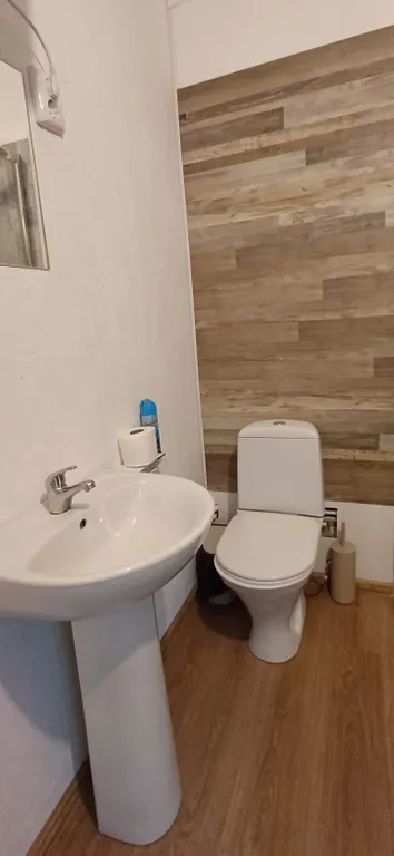 Комната с верандой в доме Остановка Море с видом на море и лес