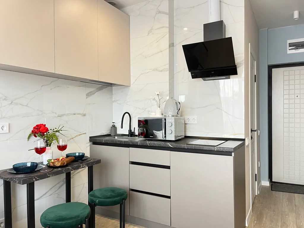 Квартира Красивая квартира в 15 минутах пешком от ЖД Адлер — Адлер