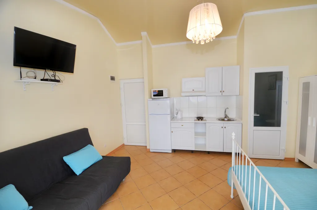 Студия с балконом астра 6