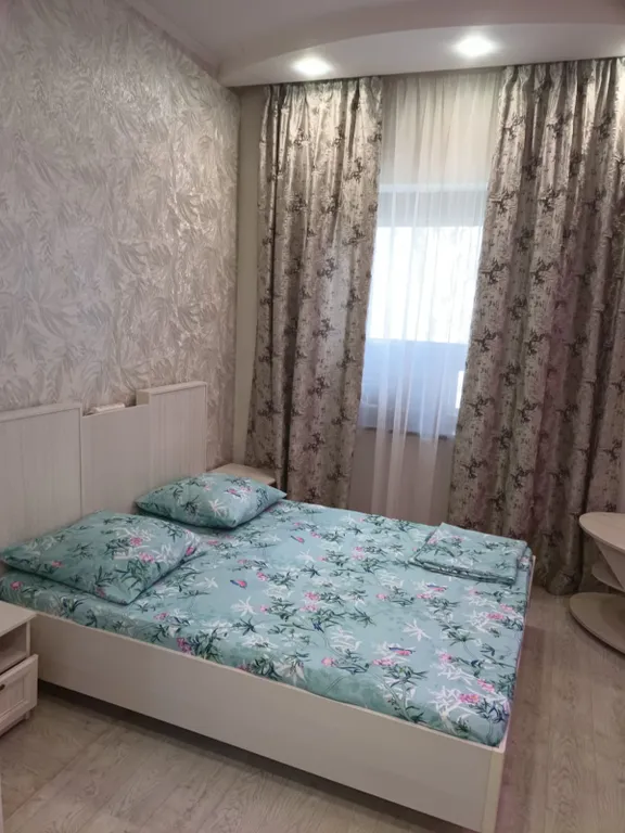 Небольшая квартира-студия — аренда посуточно в Астрахань