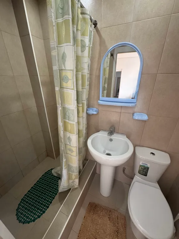 Трёхместный номер с балконом