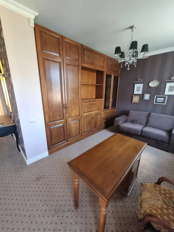 Вилла художника у моря с бассейном