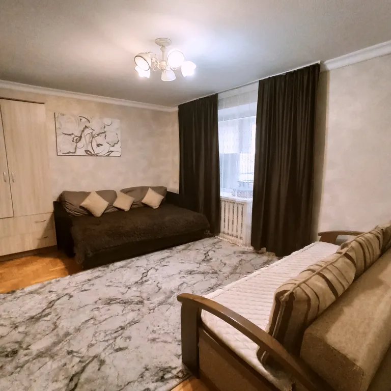 Теплая двухкомнатная квартира рядом с парком