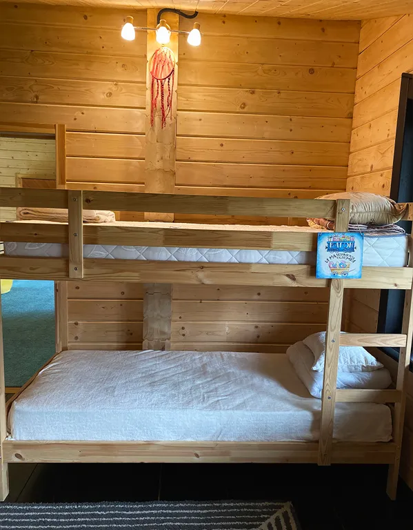 Просторный коттедж в окружении леса – идеальное место для отдыха