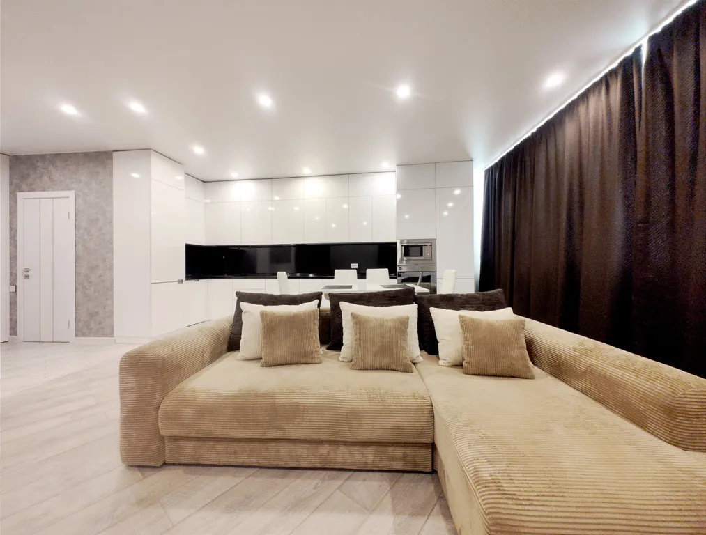 Стильные апартаменты с видом на море