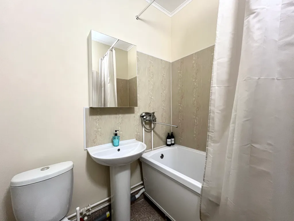 2-комн. апартаменты УНИК АПАРТ на Баварской рядом с Теннисным центром