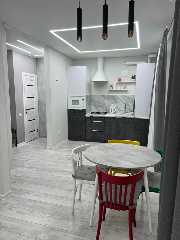 Квартира Уютная студия с дизайнерским ремонтом — аренда посуточно в Каменск-Шахтинский