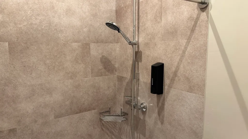 Уютная комната в стиле Лофт у метро Парк Культуры