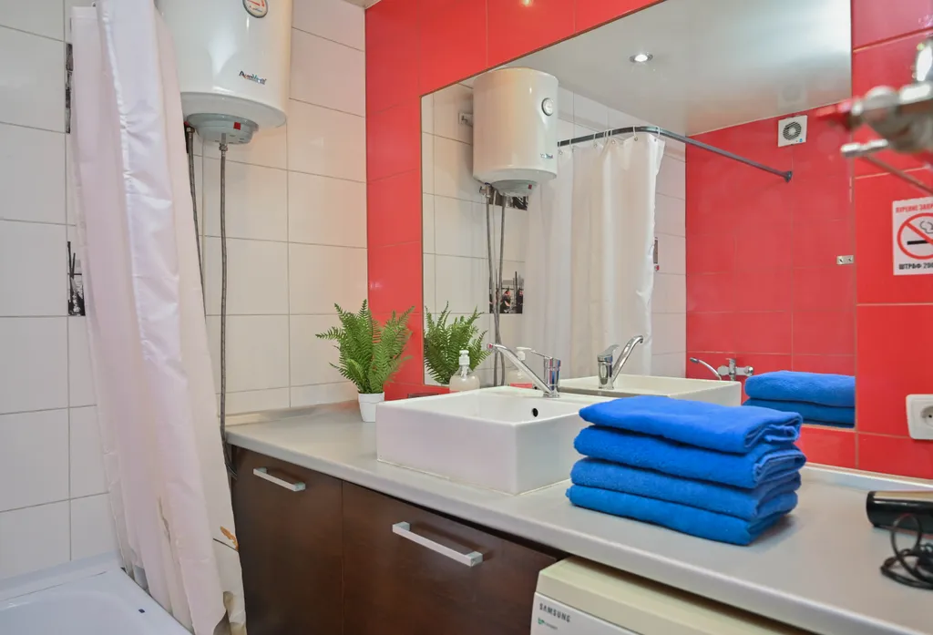 Квартира Квартира с 3-мя раздельными спальными местами возле жд вокзала — Красноярск