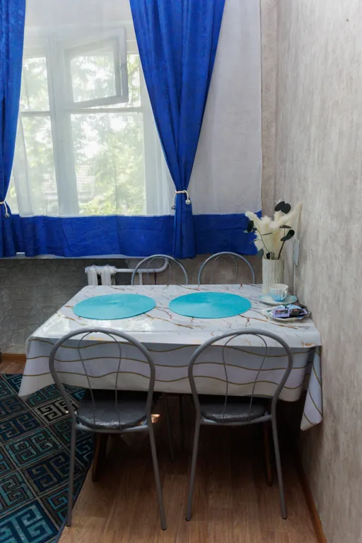 Двушка у поликлинике