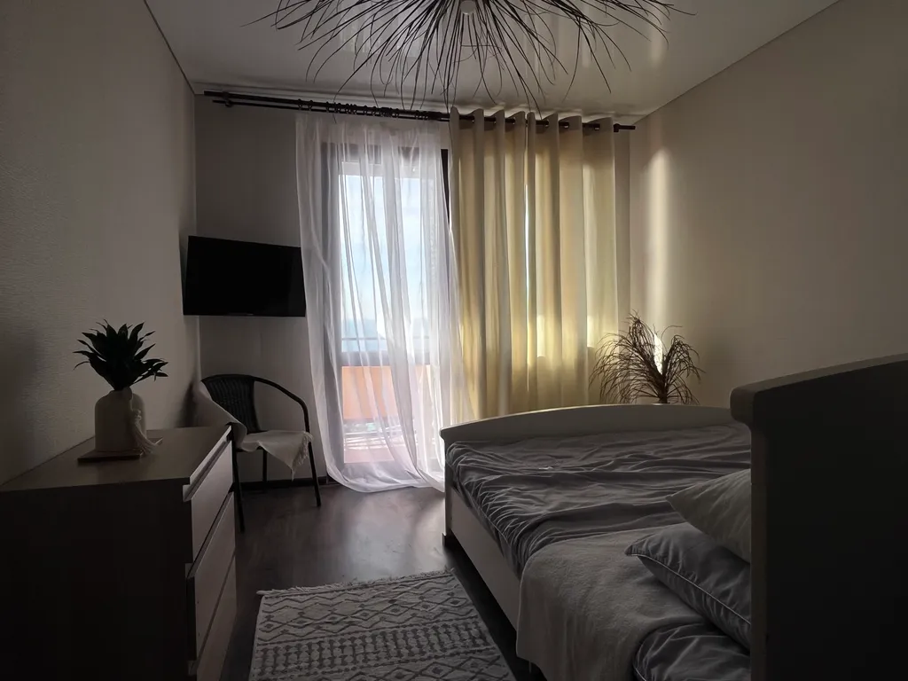 Дом на скалах с видом на море