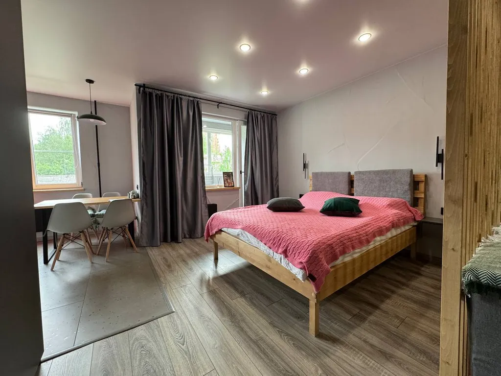 Уютная квартира на Варламова