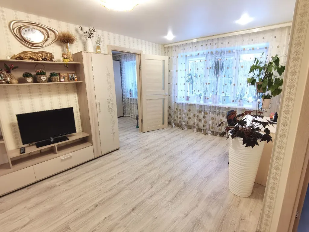 Двухкомнатная квартира в центре города — аренда посуточно в Кандалакша