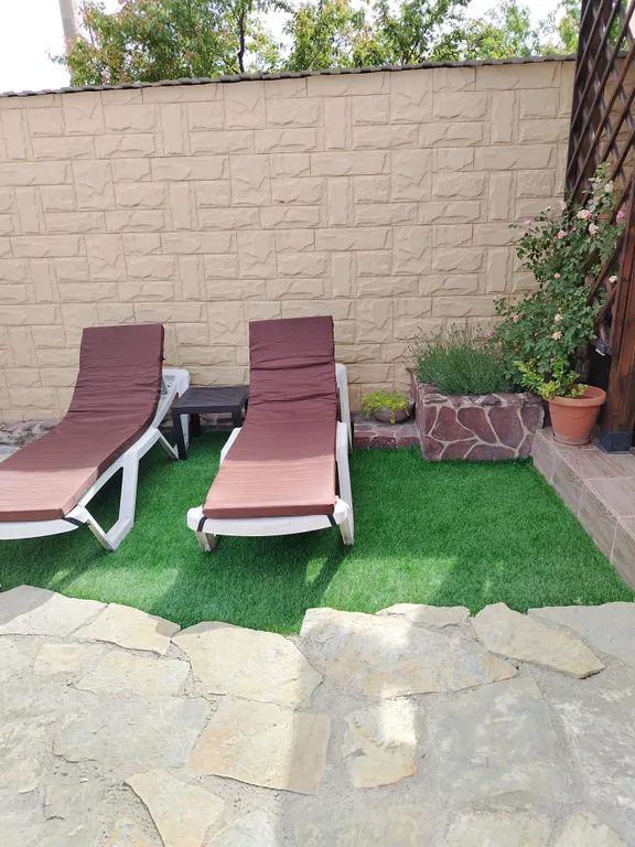 Квартира Комната в новом коттедже с террасой и отдельным двором — Геленджик