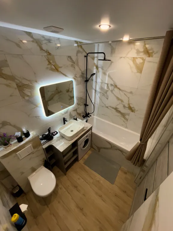 Дом с бассейном