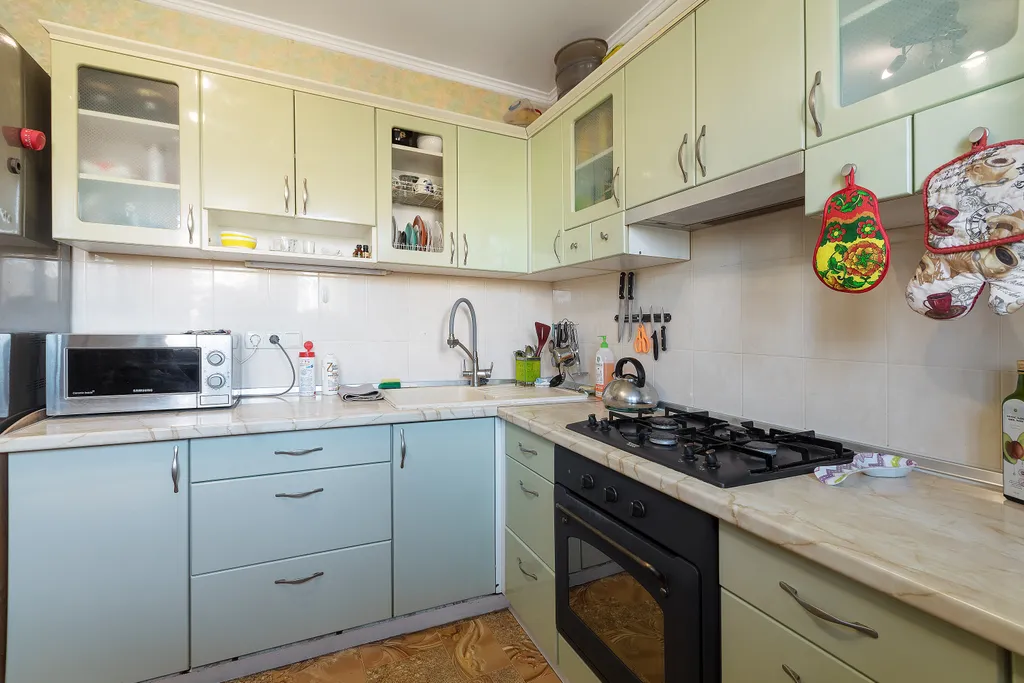 3-х комнатная квартира в жд районе