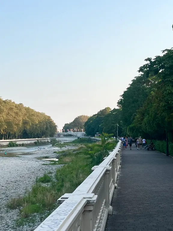Квартира Уютная светлая квартира в центре  города, в доме на набережной — Сочи