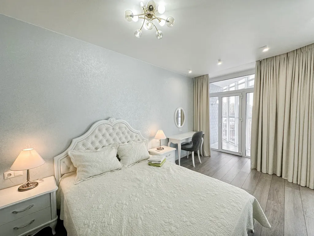 Элитная евродвушка с дизайнерским ремонтом на берегу реки Волга