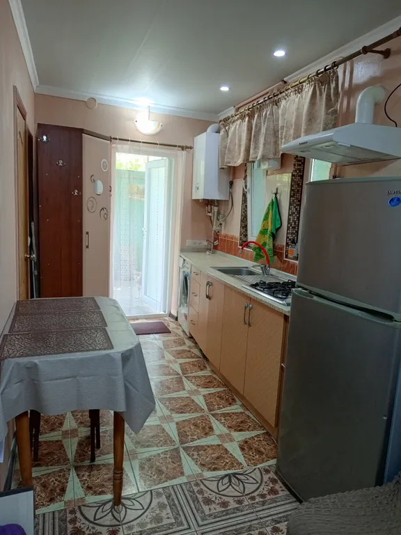 Уютный домик-студия с двориком у моря