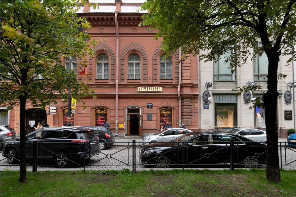 Квартира Апартаменты на Конюшенной — Санкт-Петербург