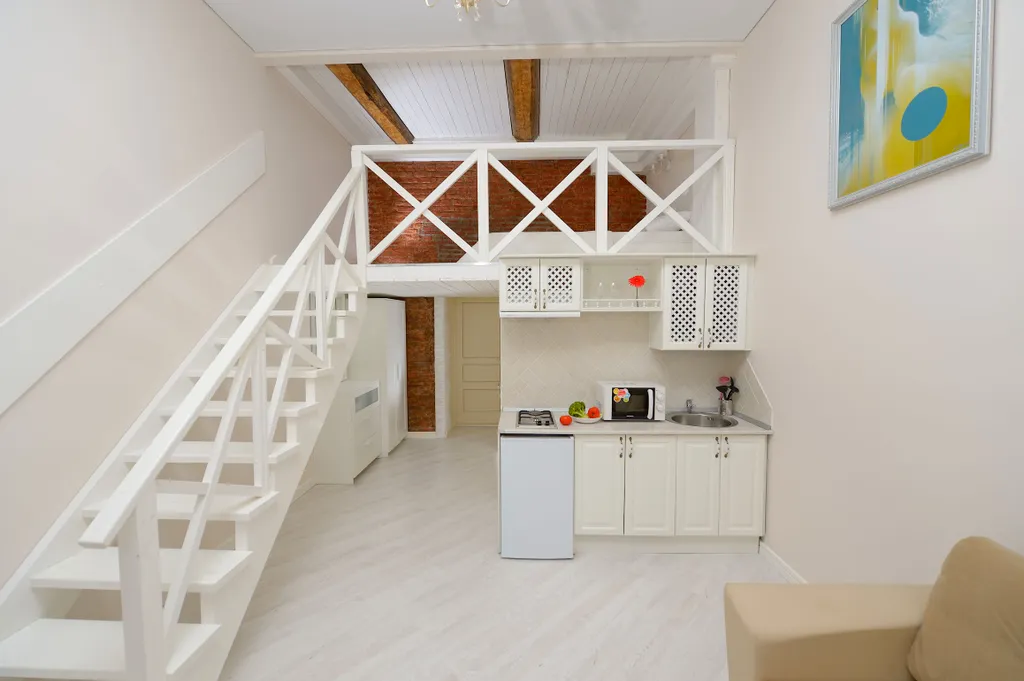 LeoHotels на Суворовском