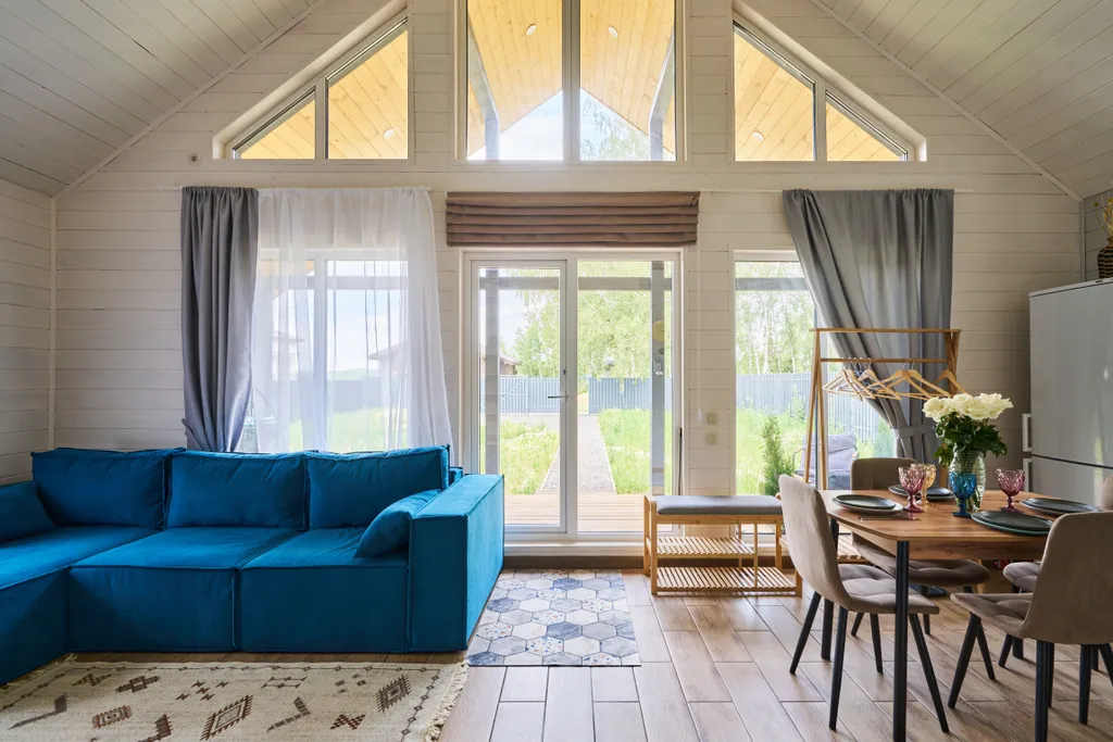 Коттедж в окружении леса с джакузи и сауной