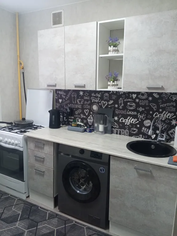 Лучший район города! Не окраина! Самый центр!