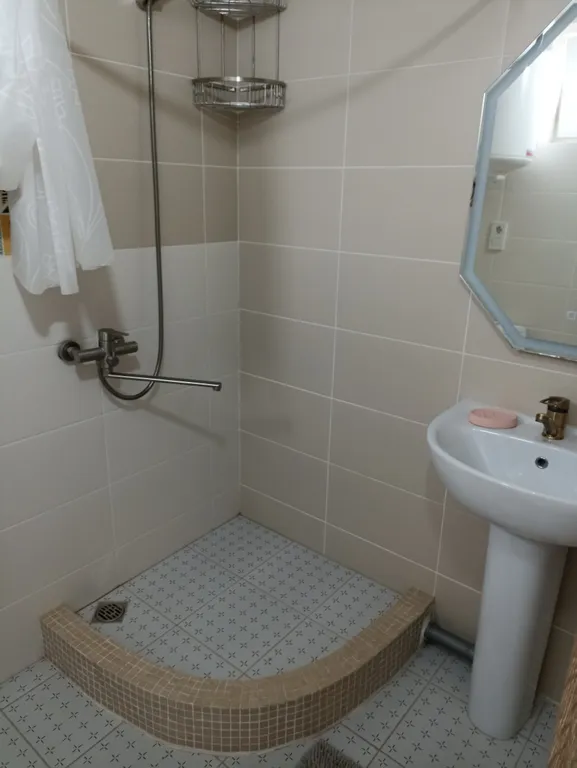 Коттедж на берегу Семёновской бухты (Азовское море)