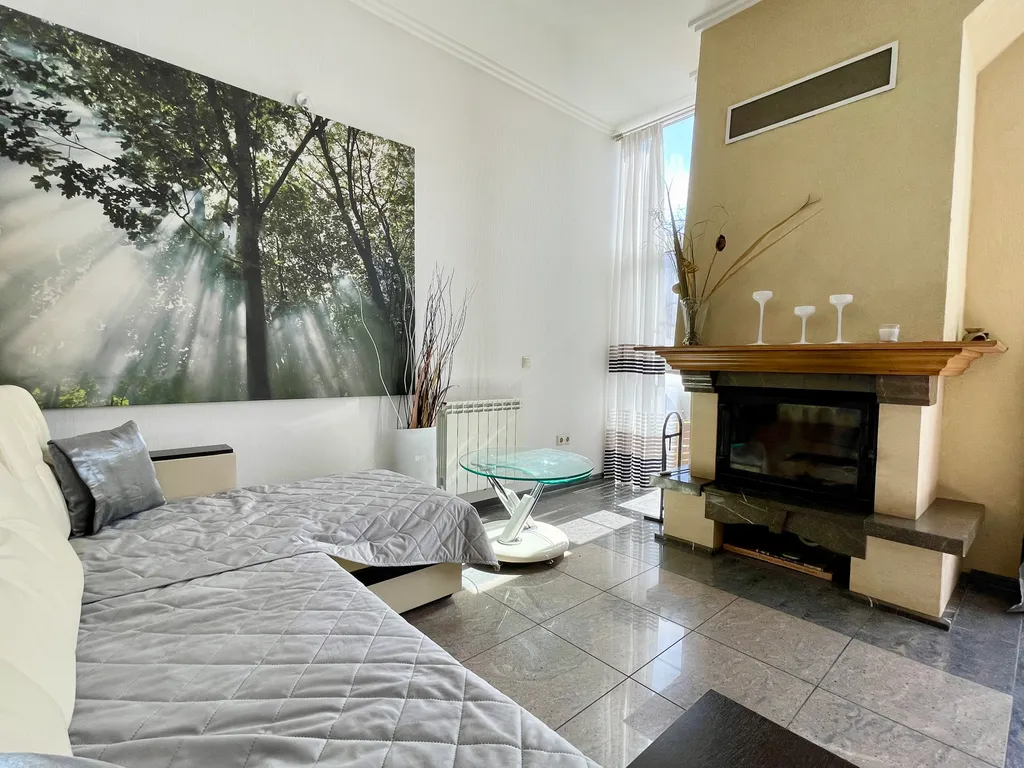 Коттедж в центре Красной Поляны с видом на горы