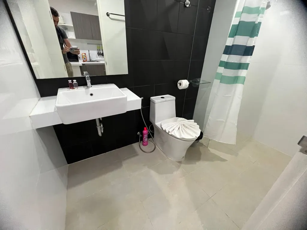 Ката Студия  после ремонта с отличным видом на сад в Ozone