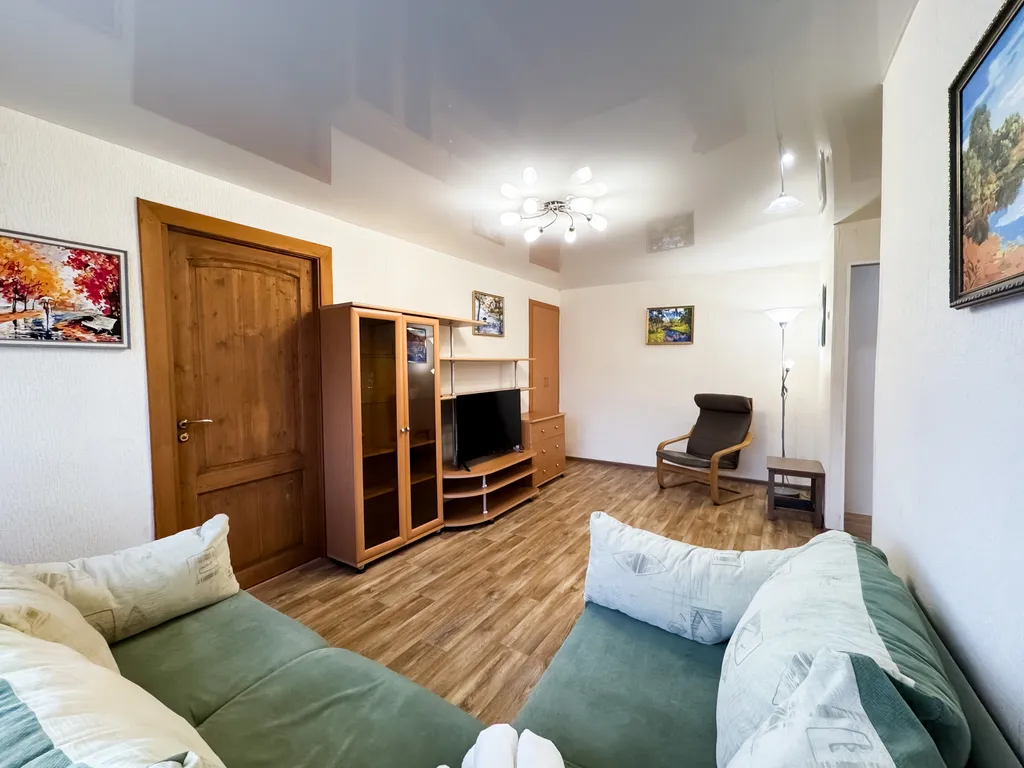 2‑комн. квартира в центре Мурманска на ул. Карла Маркса, 9