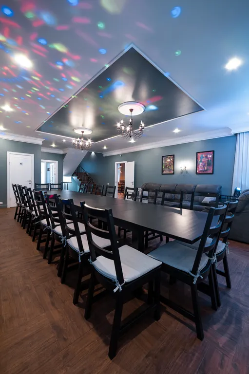 Коттедж 8-комнатный Дом — Голиково