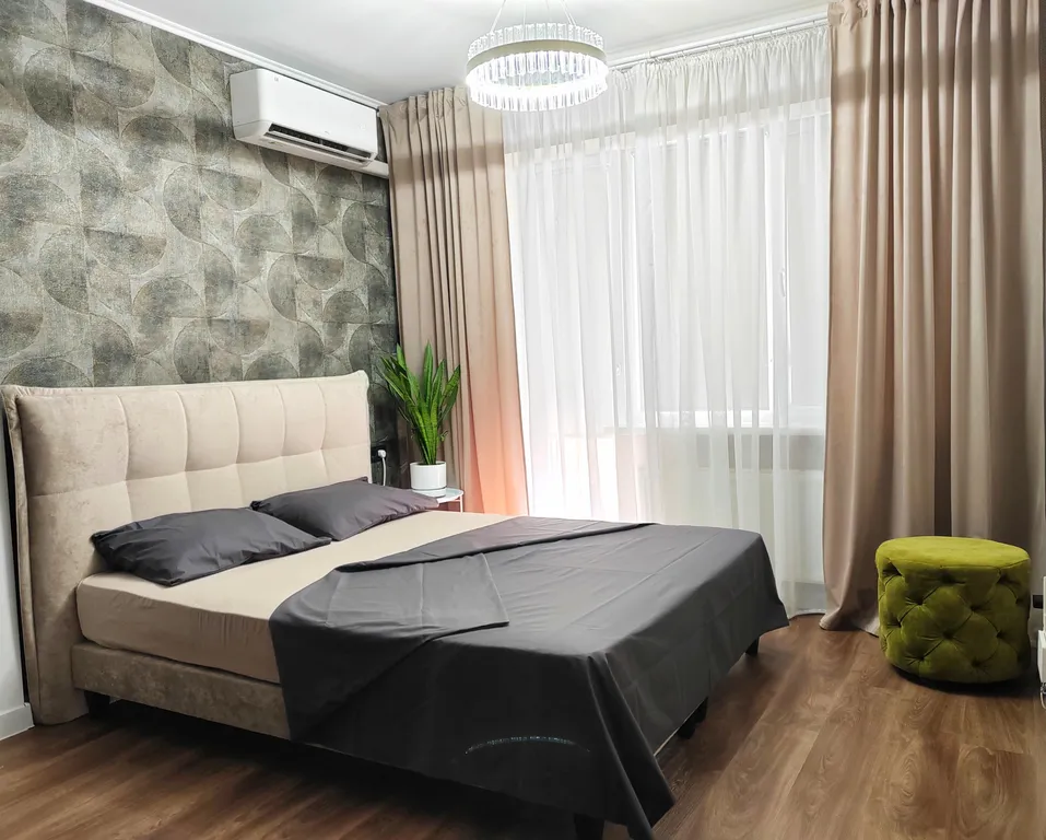 Апартамент у фонарей в новом доме, кондиционер